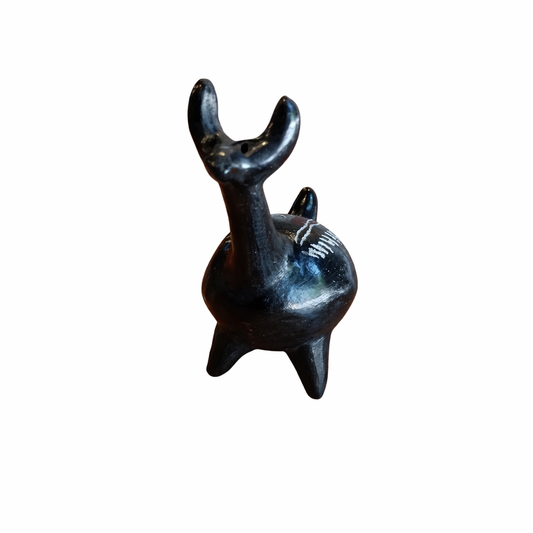Alpaca miniatura 8cm alto. Mujeres Alfareras Quinchamalí